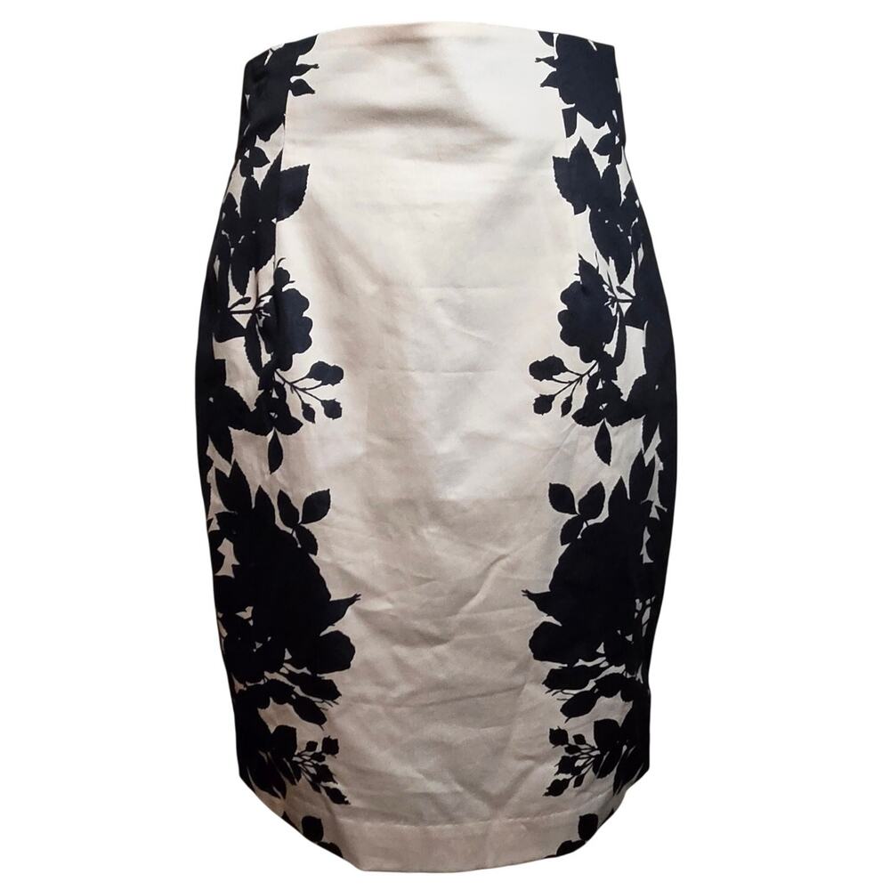 Knee Length Pencil Skirt Size 6